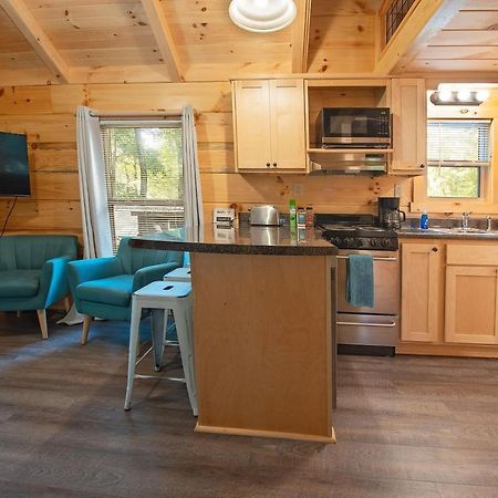 Ernie Cabin Wauhatchie Woodlands Tiny Cabin Chattanooga Buitenkant foto