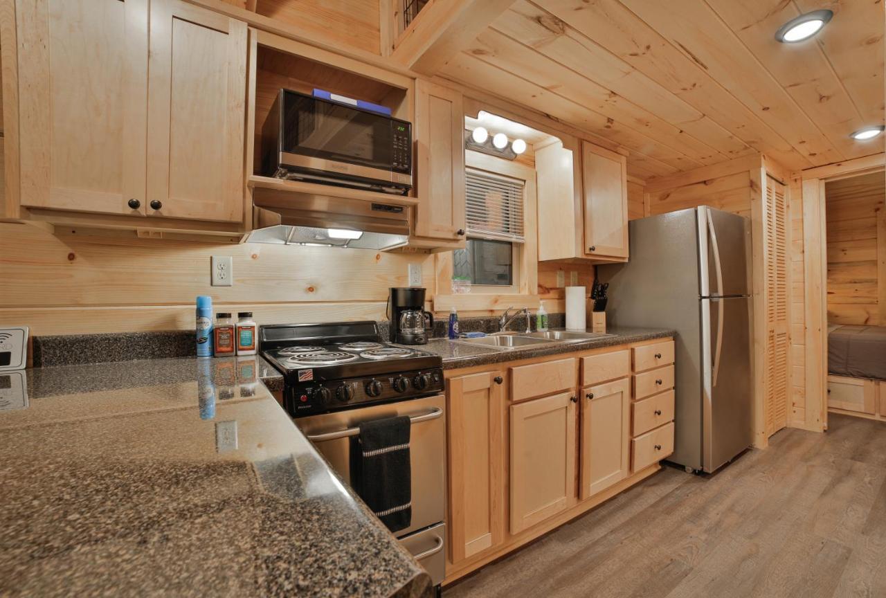 Ernie Cabin Wauhatchie Woodlands Tiny Cabin Chattanooga Buitenkant foto