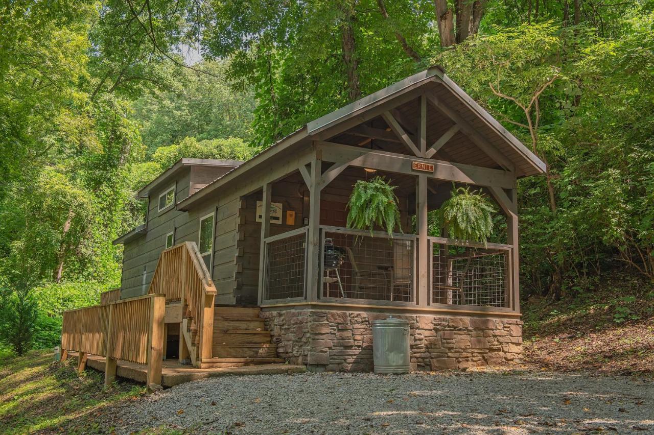 Ernie Cabin Wauhatchie Woodlands Tiny Cabin Chattanooga Buitenkant foto