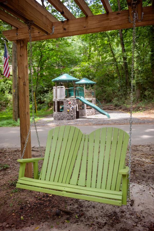 Ernie Cabin Wauhatchie Woodlands Tiny Cabin Chattanooga Buitenkant foto