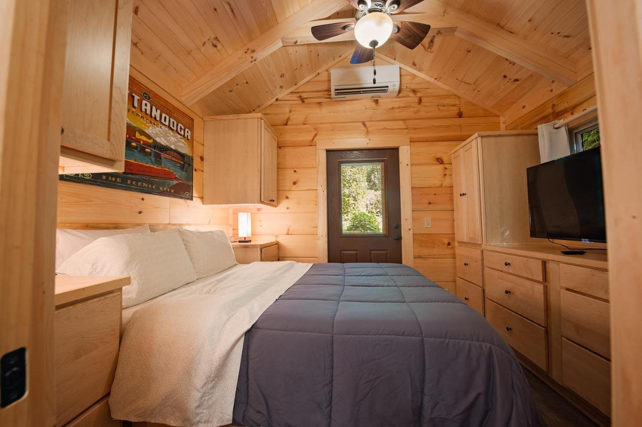 Ernie Cabin Wauhatchie Woodlands Tiny Cabin Chattanooga Buitenkant foto