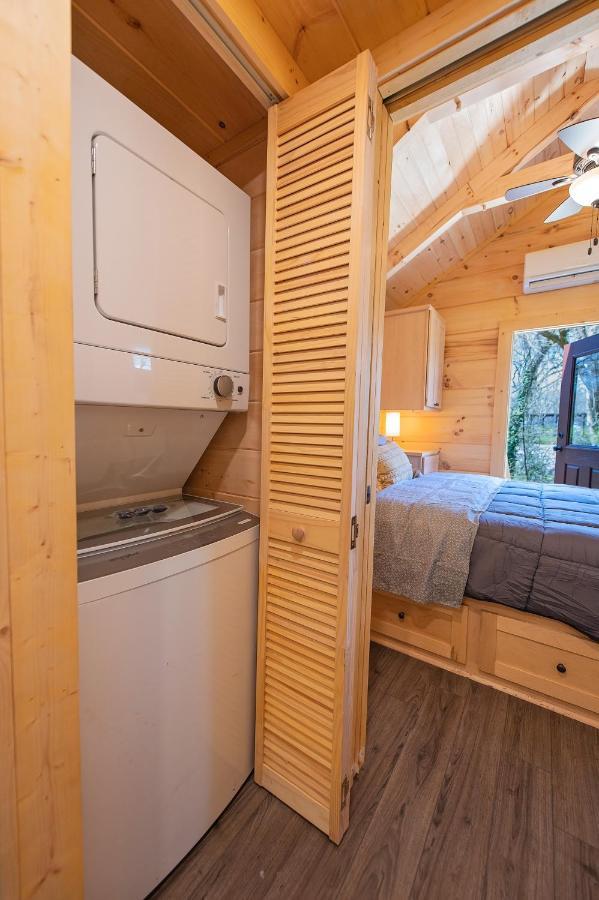 Ernie Cabin Wauhatchie Woodlands Tiny Cabin Chattanooga Buitenkant foto